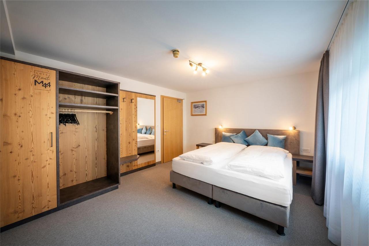 Hotel Monte44 Selva di Val Gardena Bagian luar foto