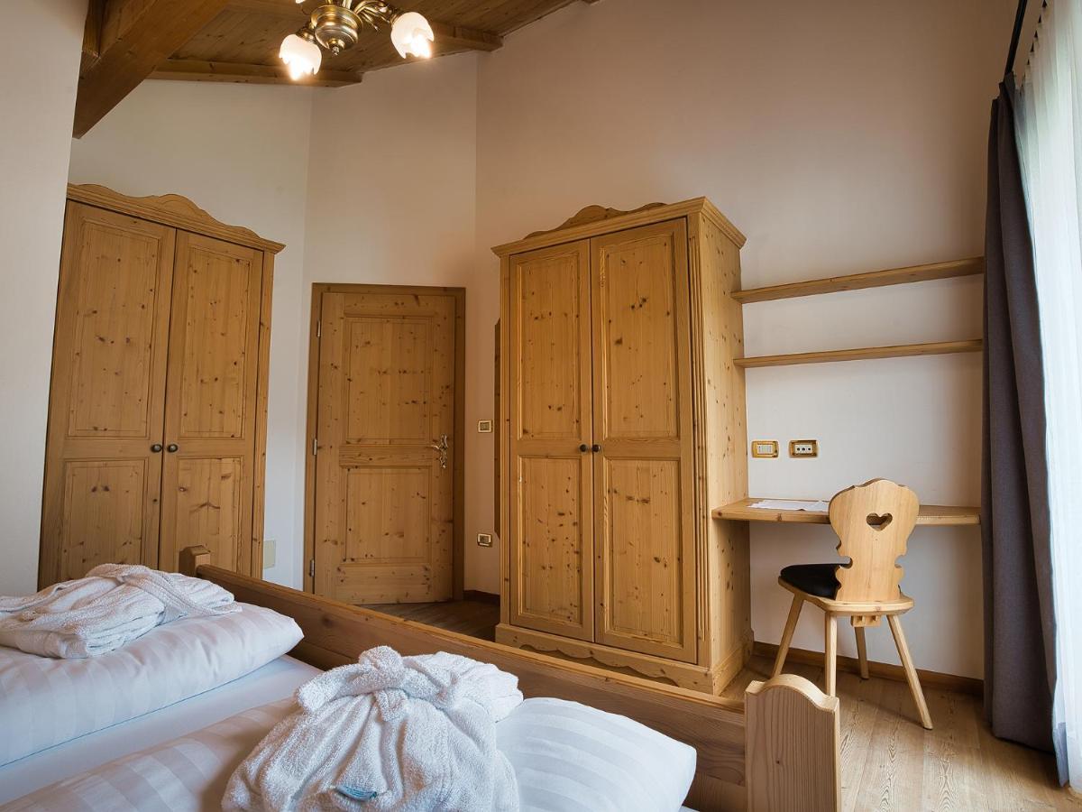 Hotel Monte44 Selva di Val Gardena Bagian luar foto