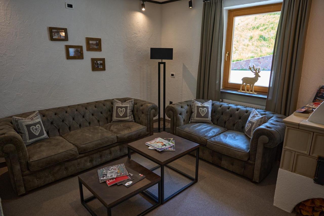Hotel Monte44 Selva di Val Gardena Bagian luar foto